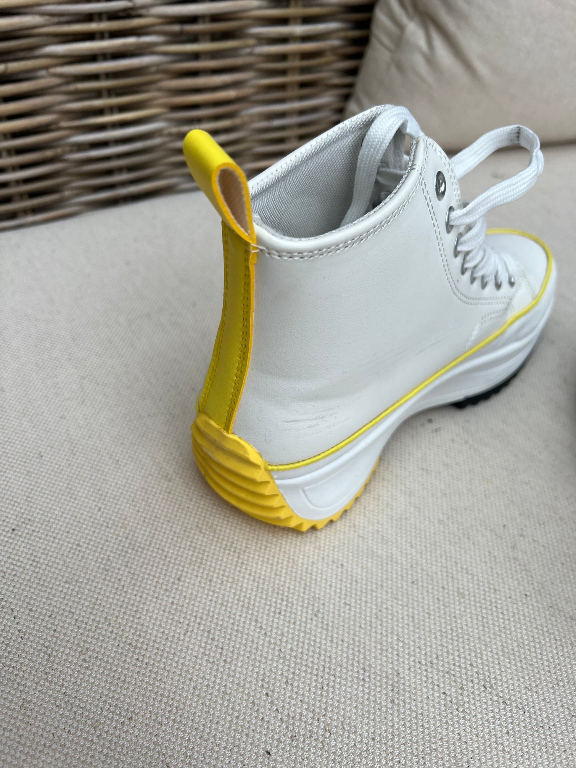 Toller Sneaker, weiß / gelb