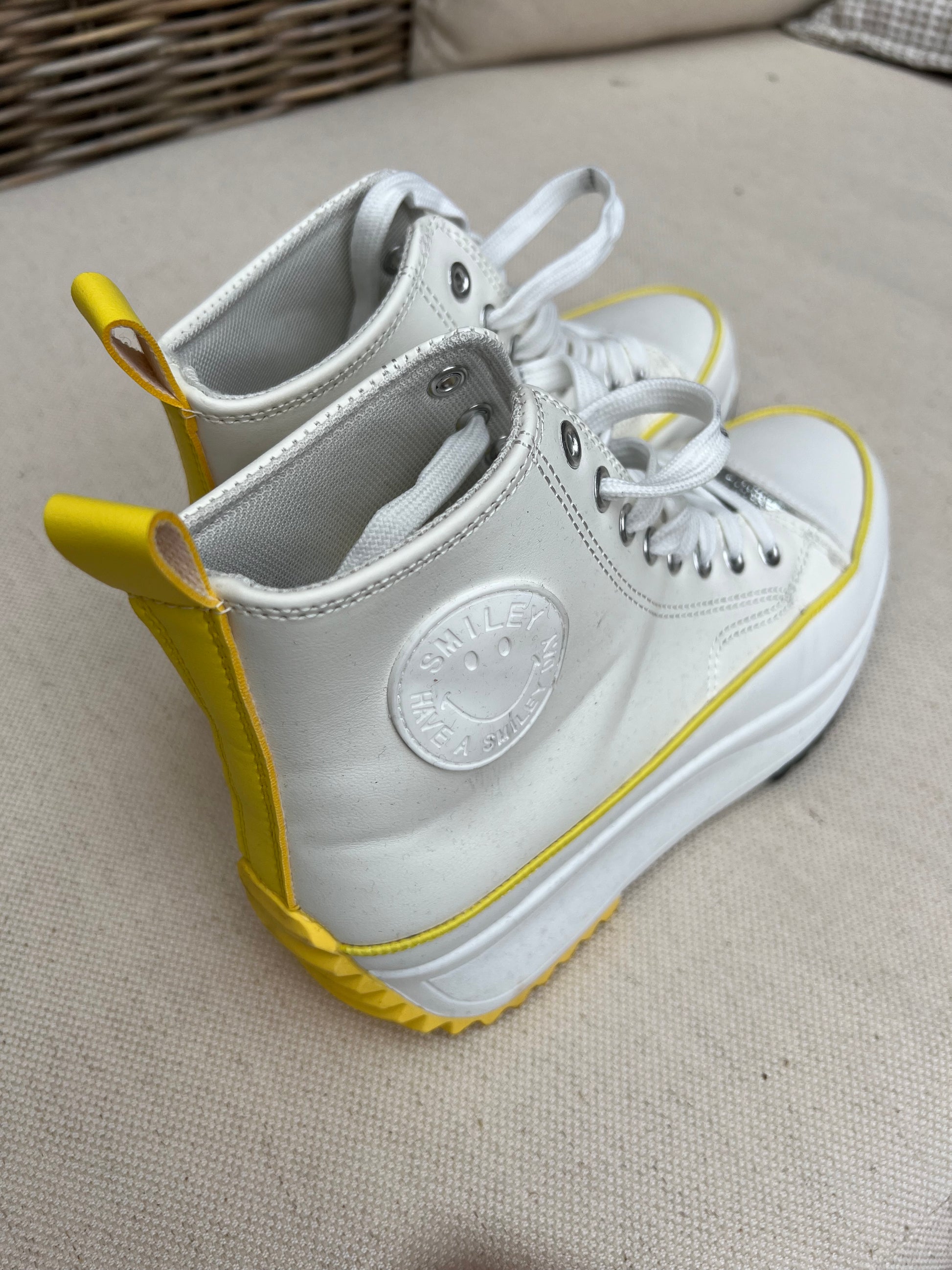 Toller Sneaker, weiß / gelb
