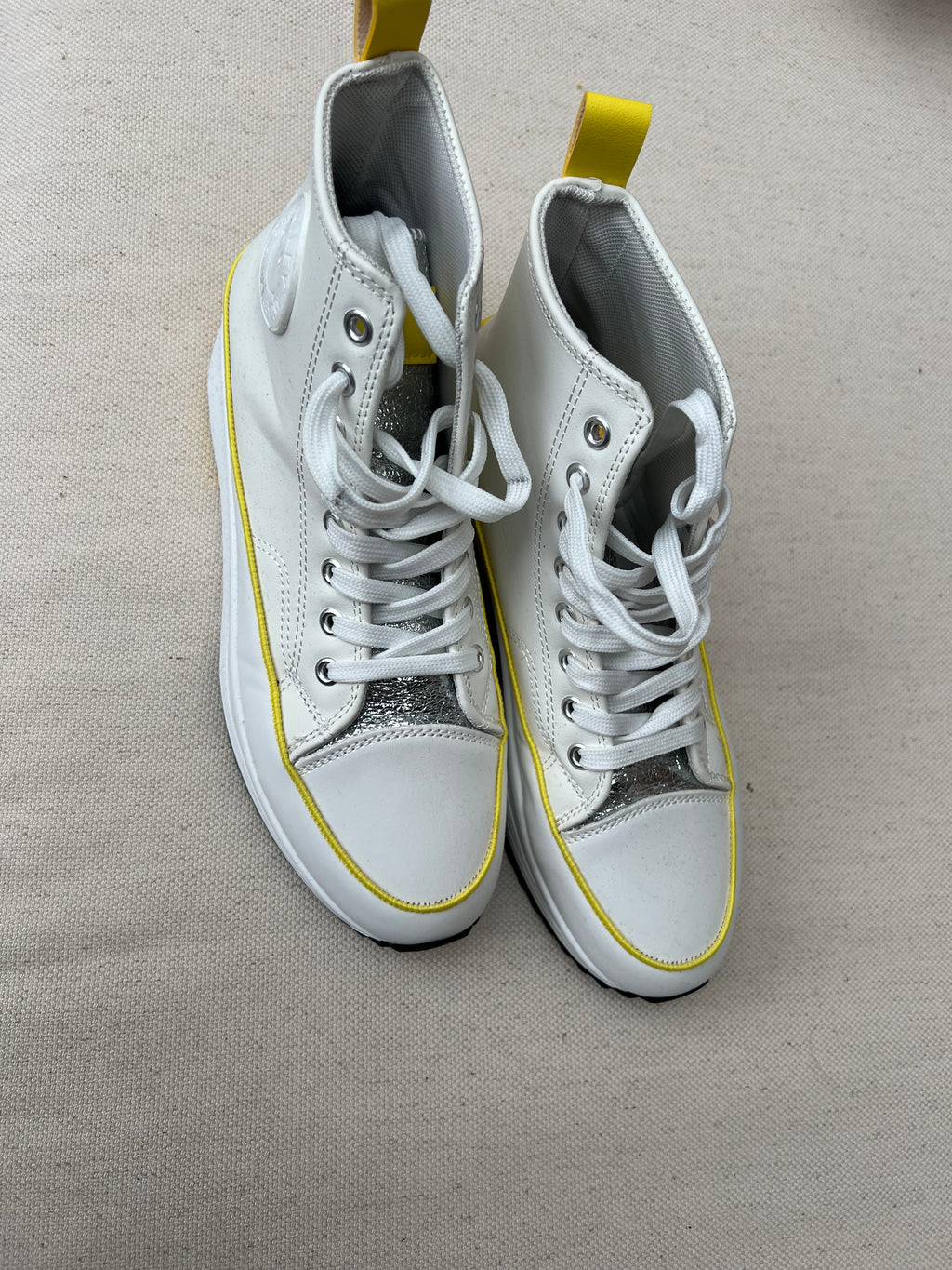 Toller Sneaker, weiß / gelb