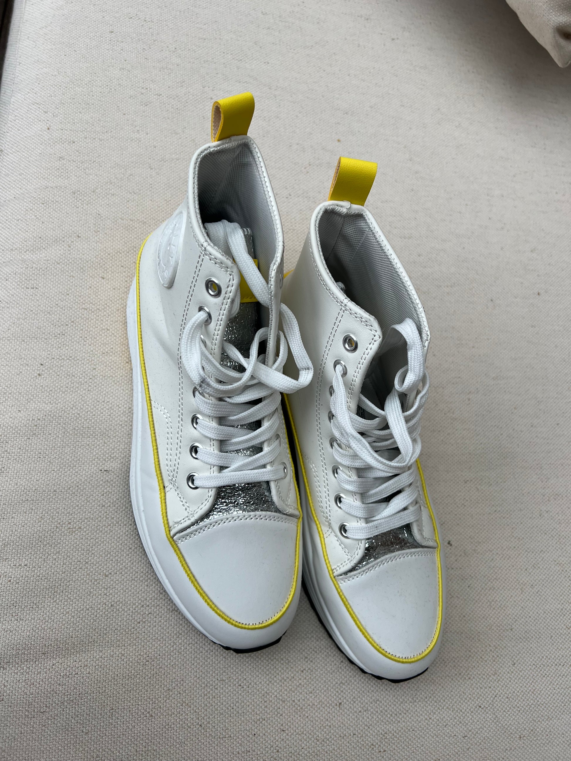 Toller Sneaker, weiß / gelb