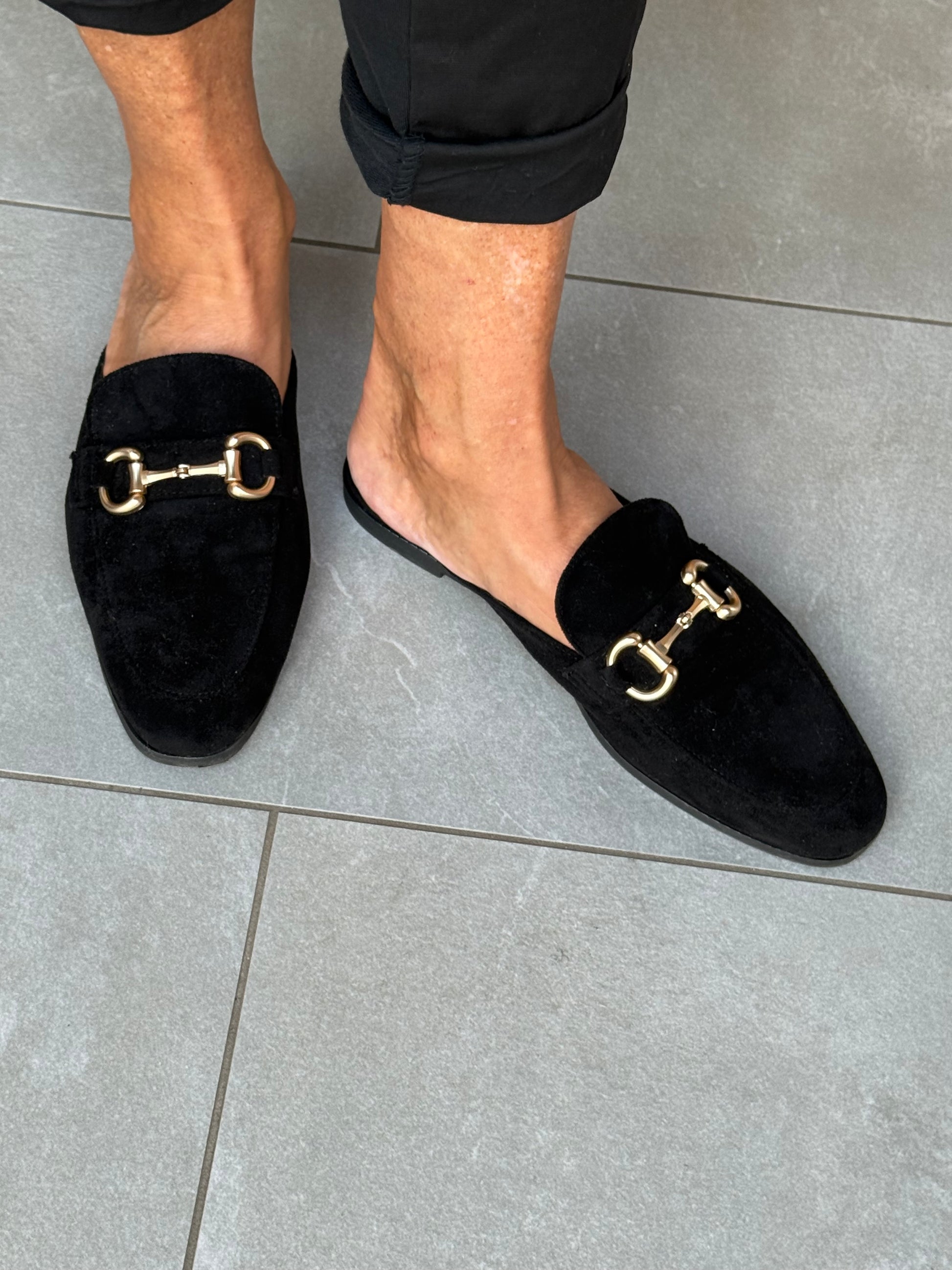 Tolle Pantolette schwarz