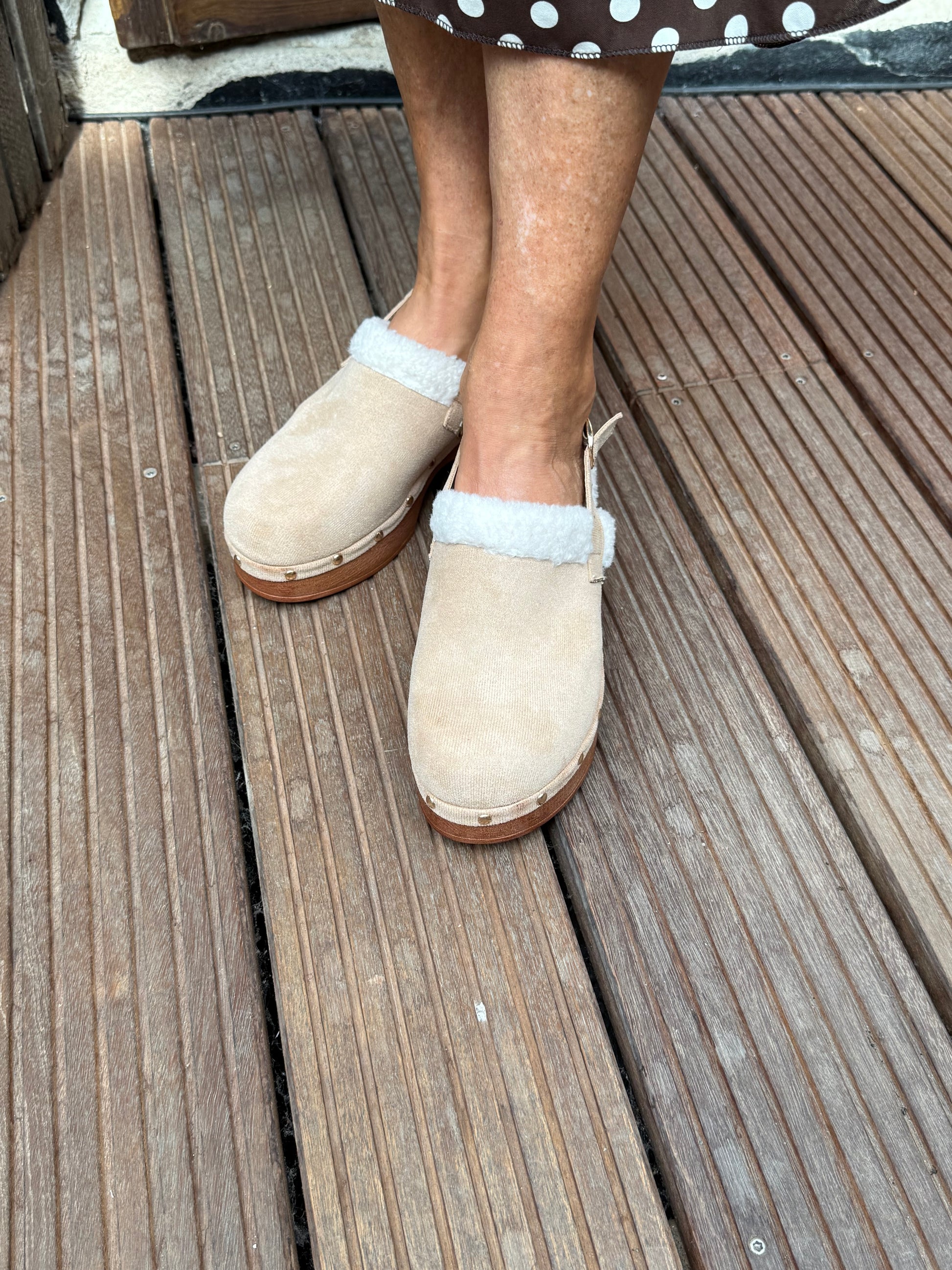 Leichte Clogs