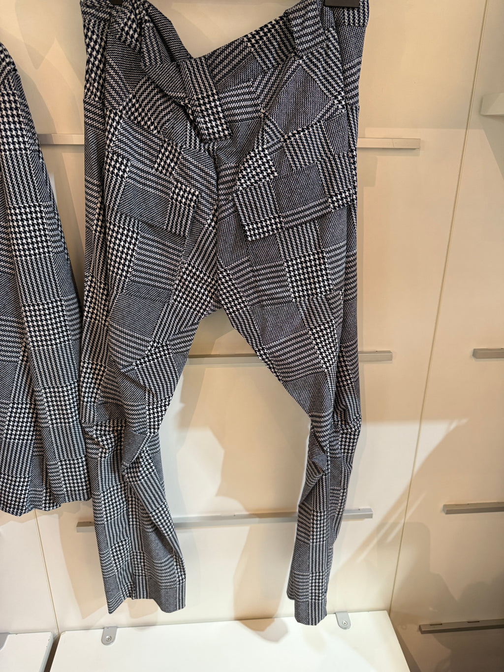 Klappentaschenhose Art.Nr 23502 kariert