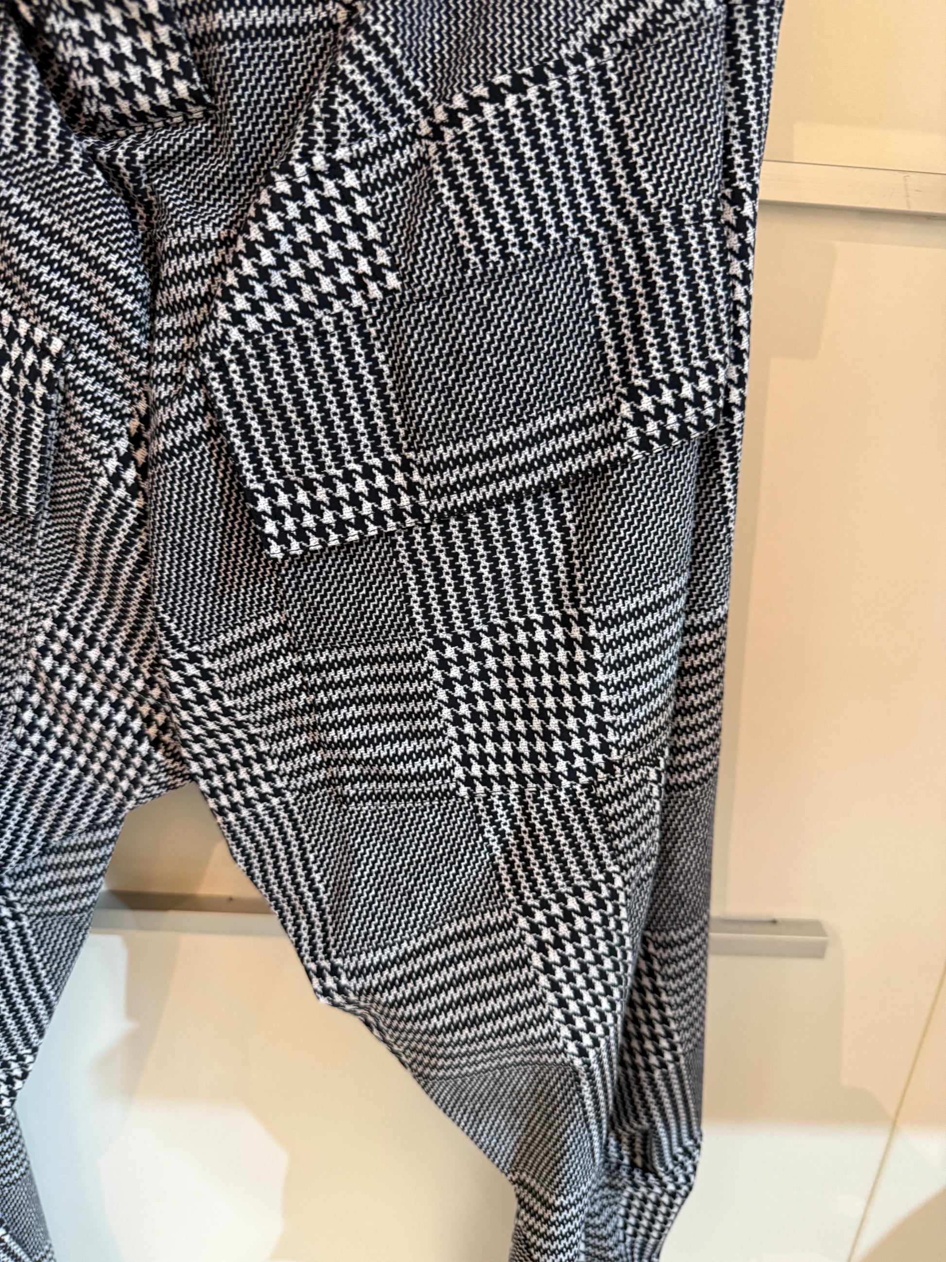 Klappentaschenhose Art.Nr 23502 kariert