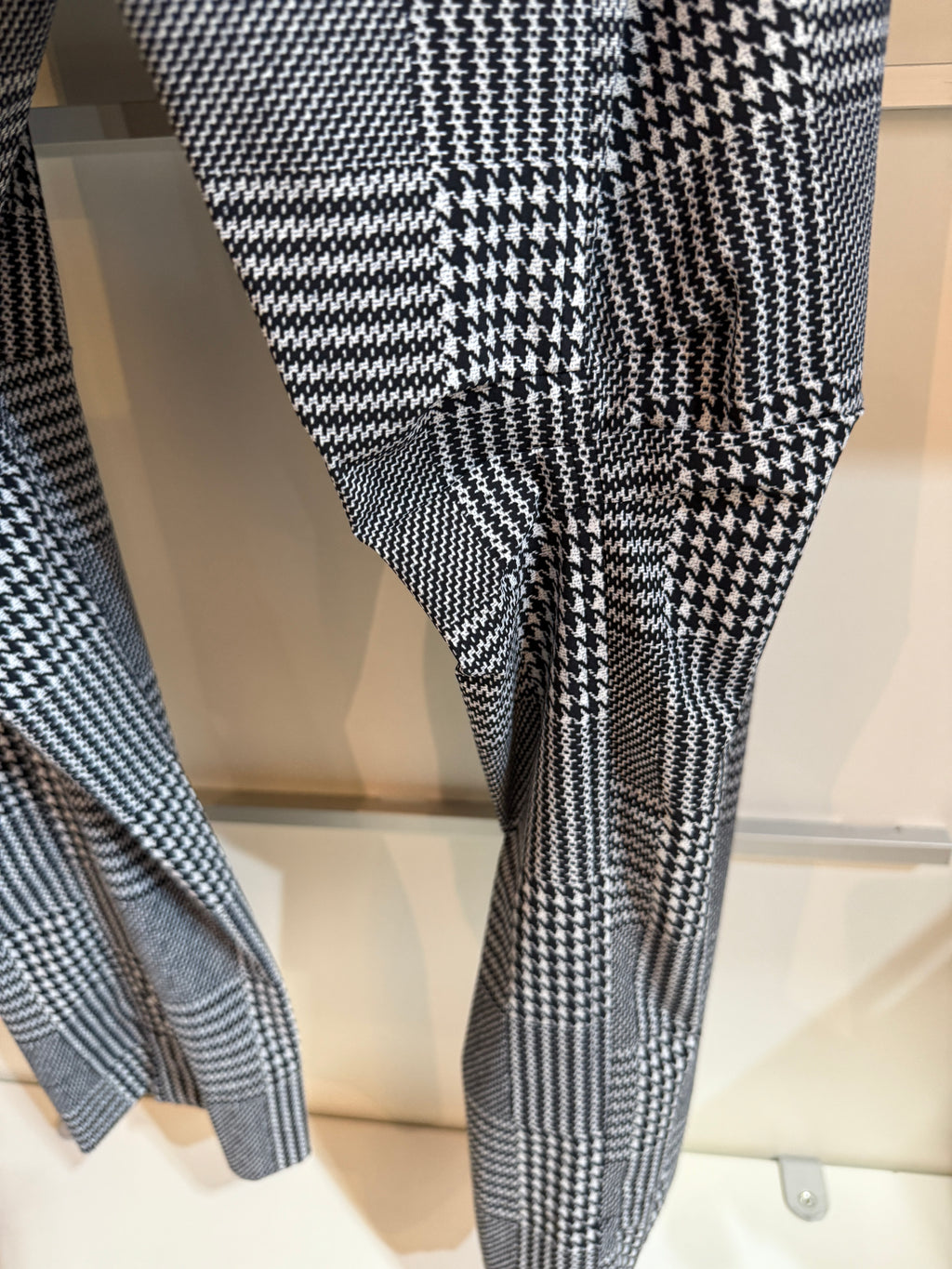 Klappentaschenhose Art.Nr 23502 kariert