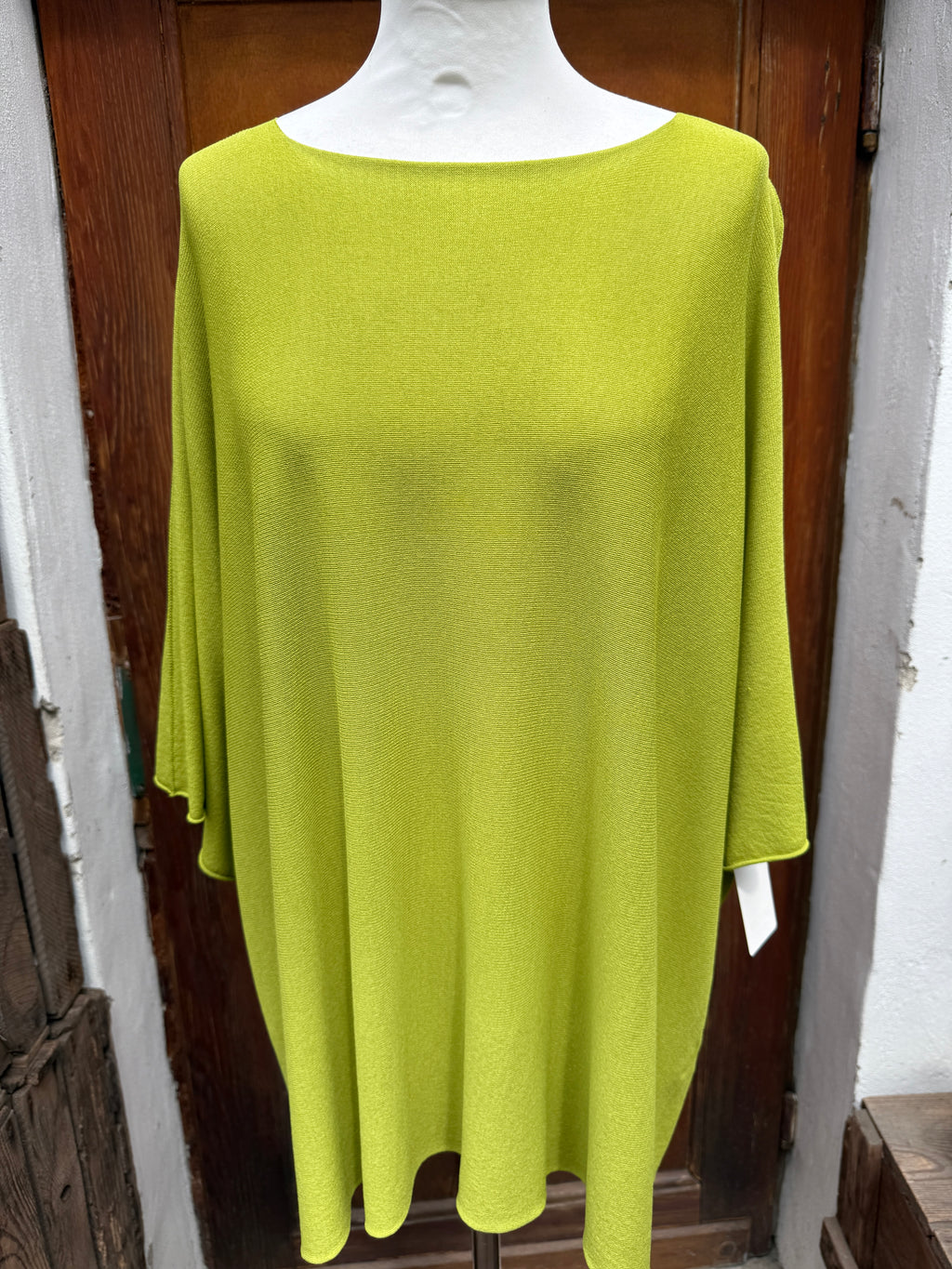 Kurzärmliger leichter Strickpullover