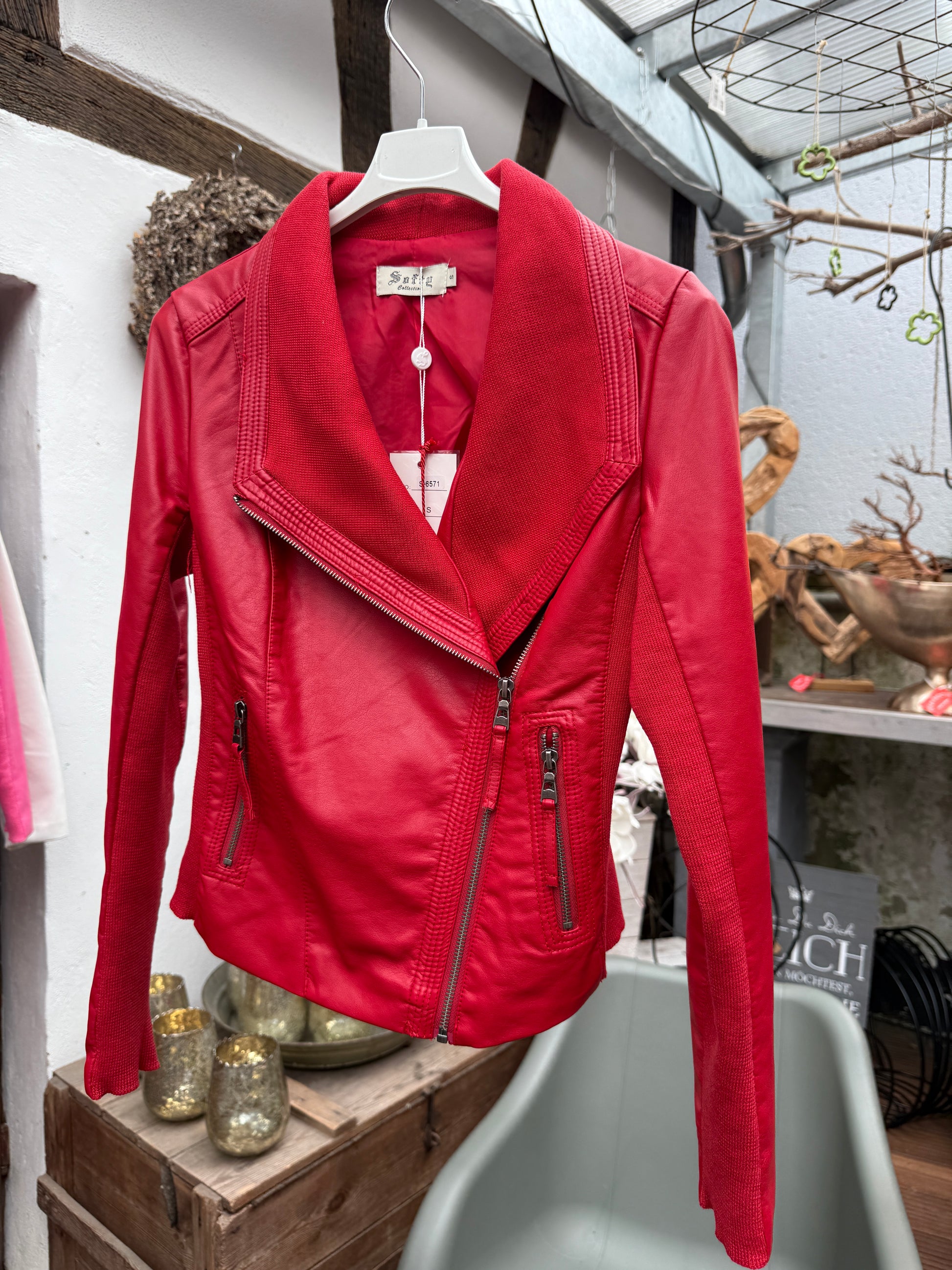 Vegane Lederjacke in verschiedenen Farben