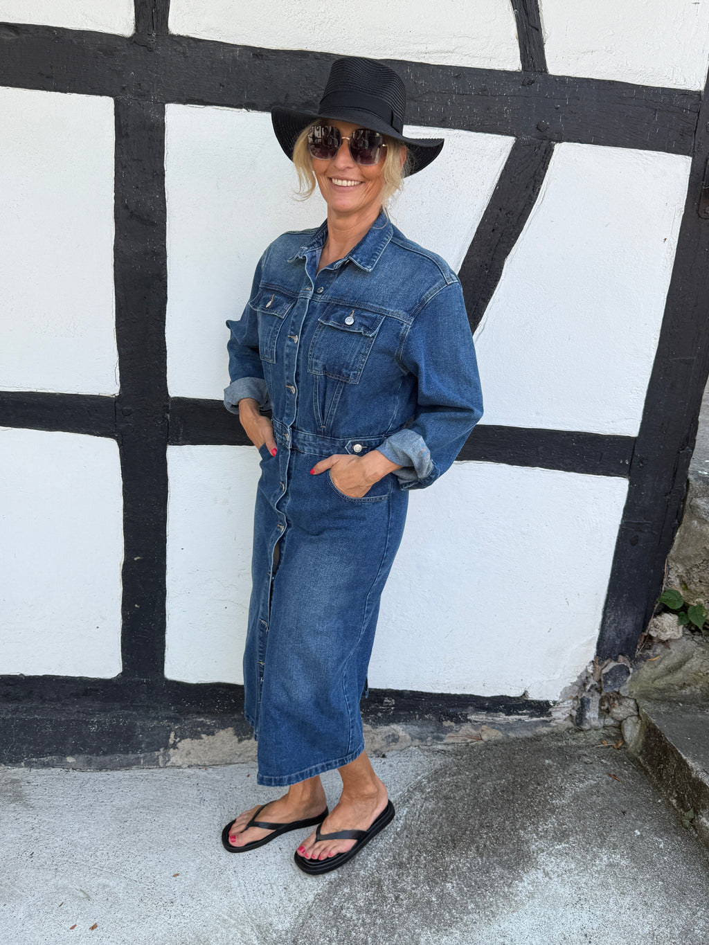 Cooles blaues Jeanskleid