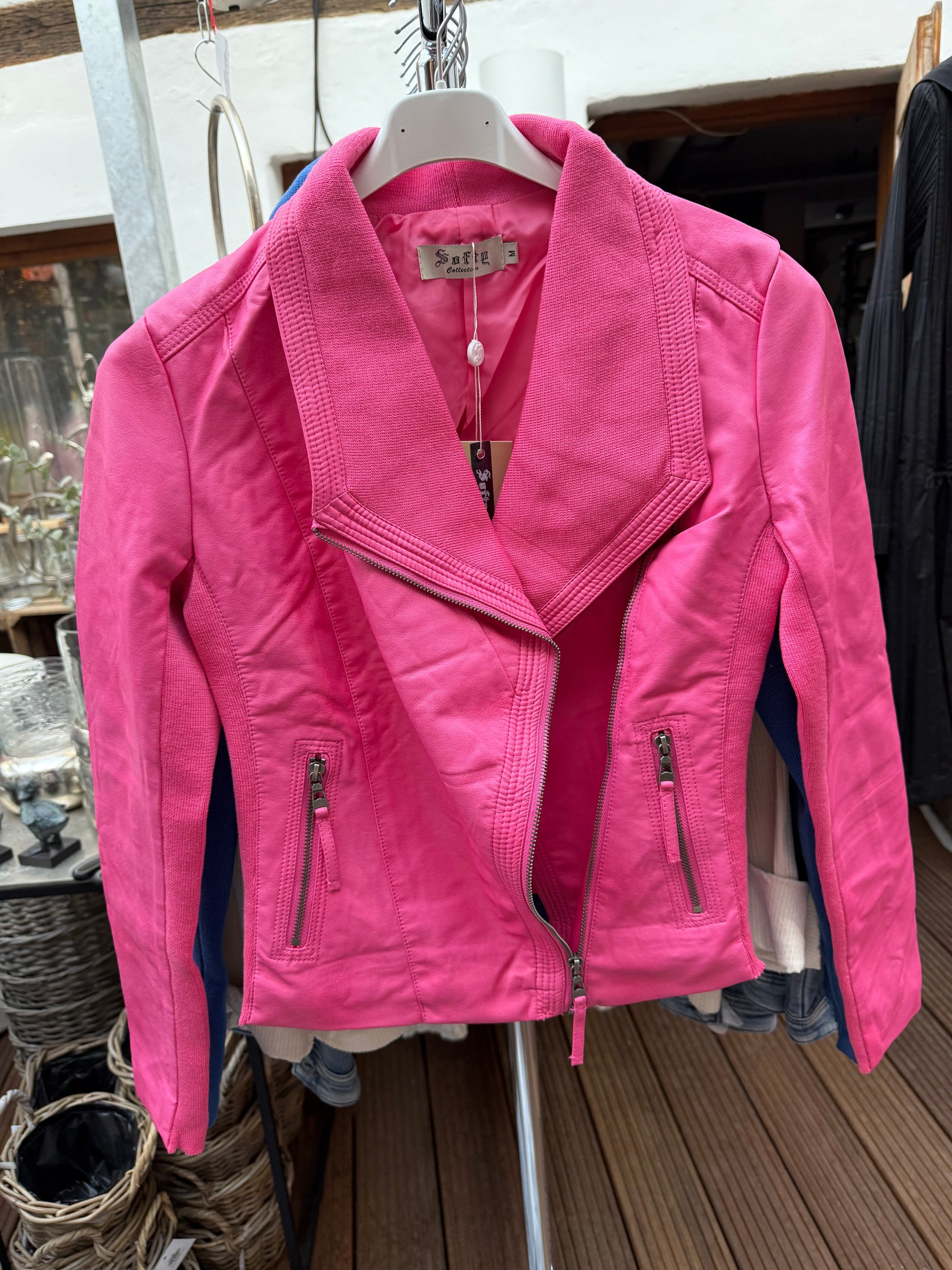 Vegane Lederjacke in verschiedenen Farben