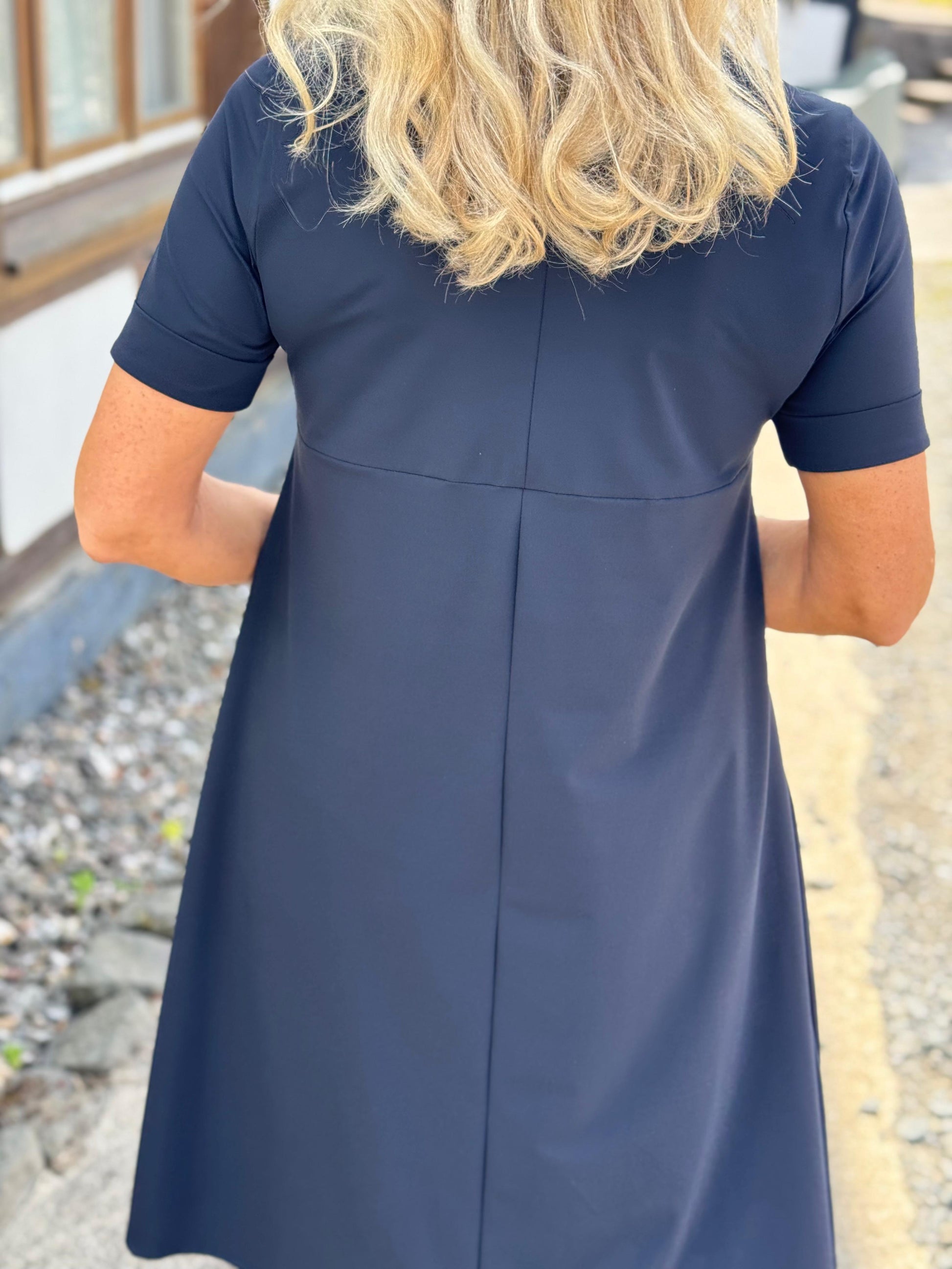 Zeitlos Kleid