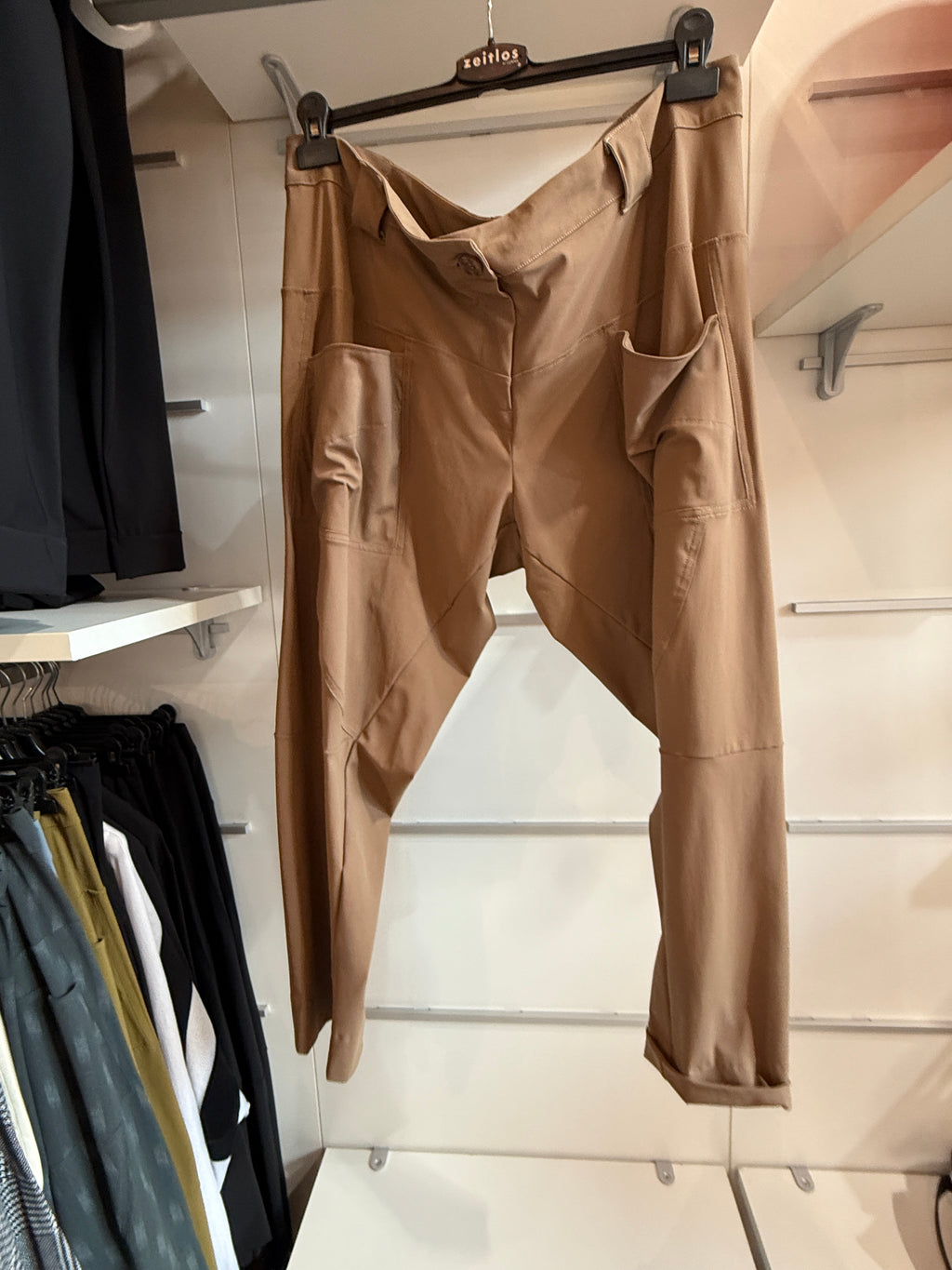 Klappentaschenhose Art.Nr 1010 cappuccino
