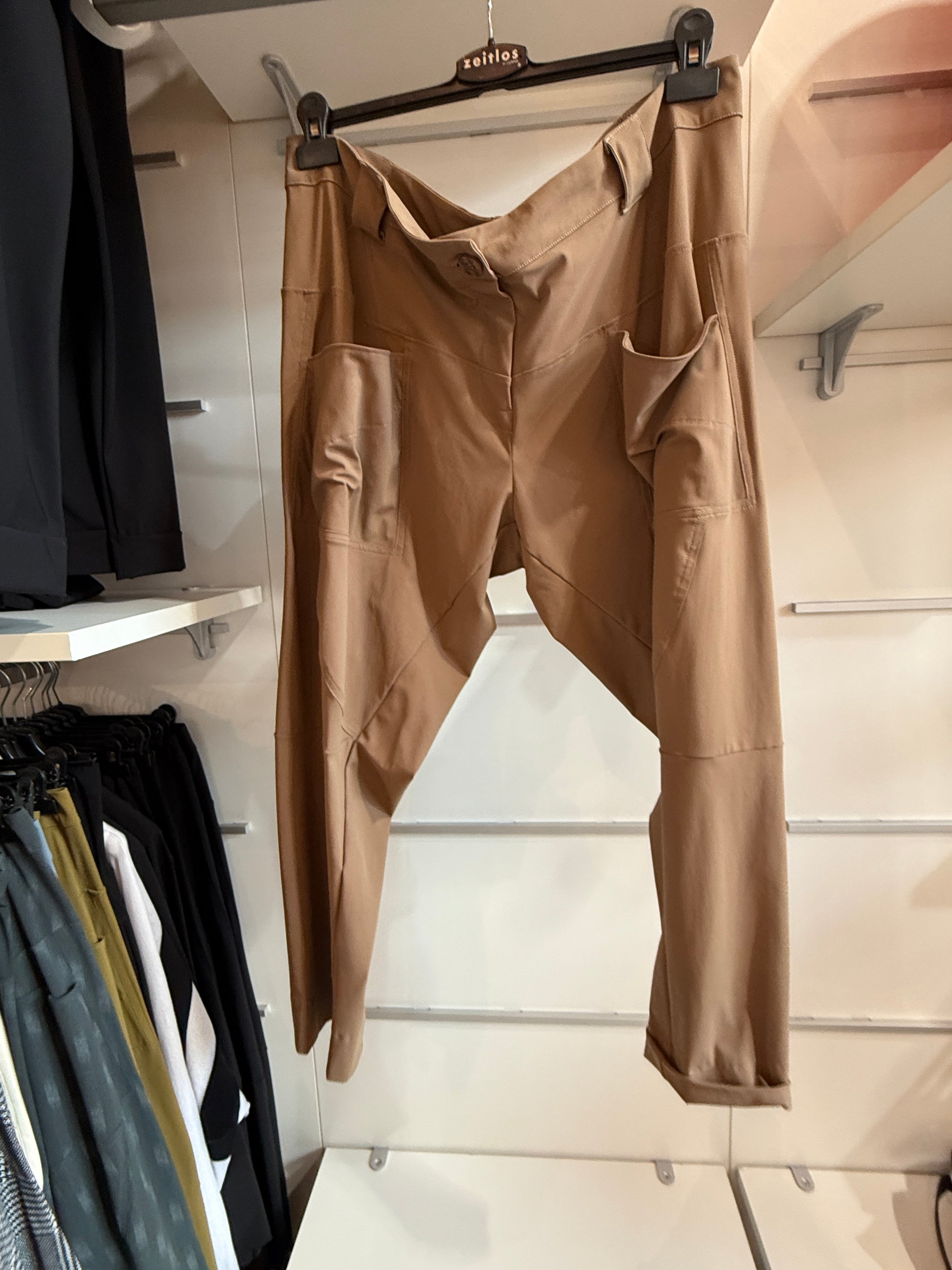 Klappentaschenhose Art.Nr 1010 cappuccino
