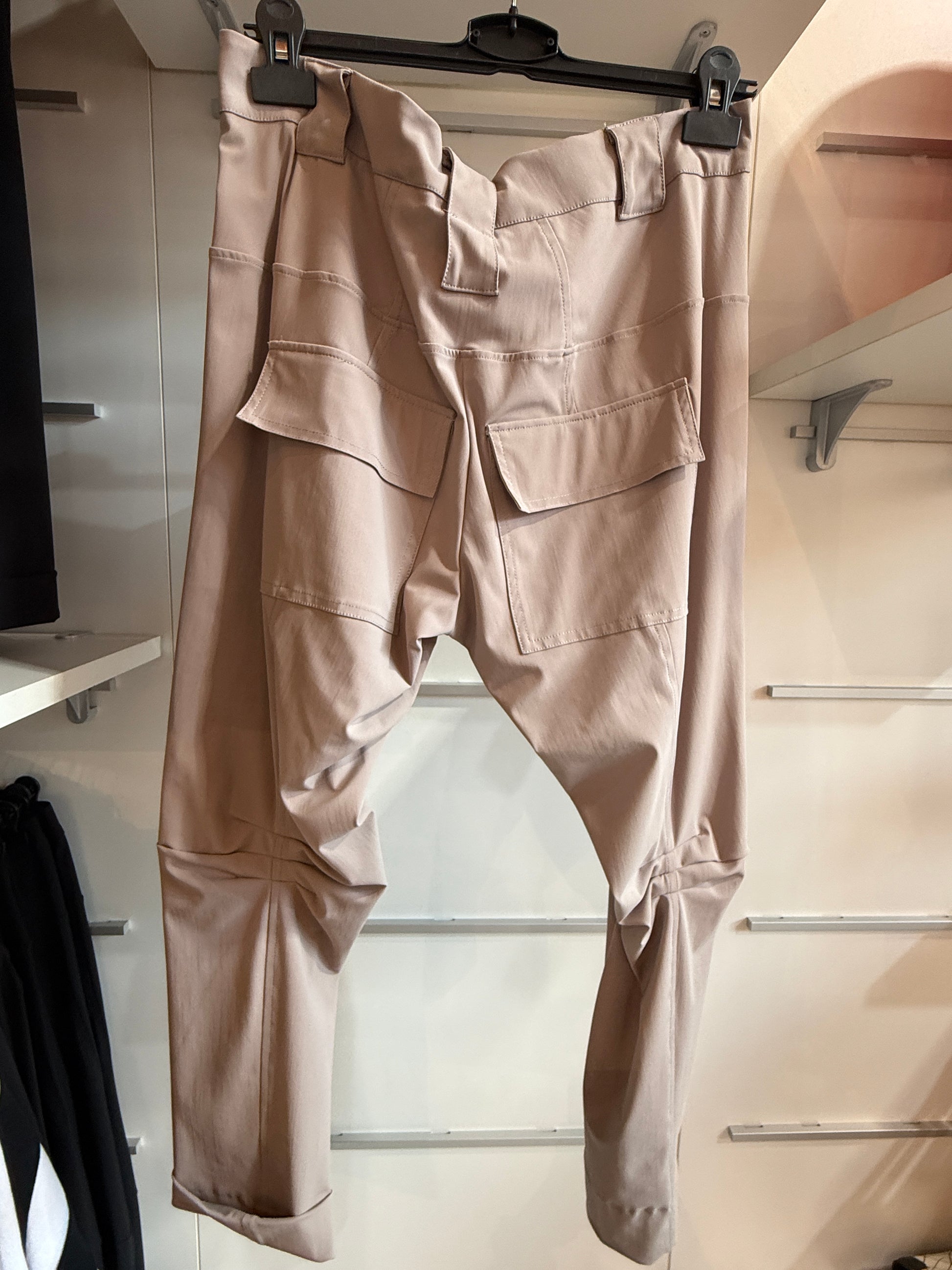 Klappentaschenhose Art.Nr 1010 hell nougat